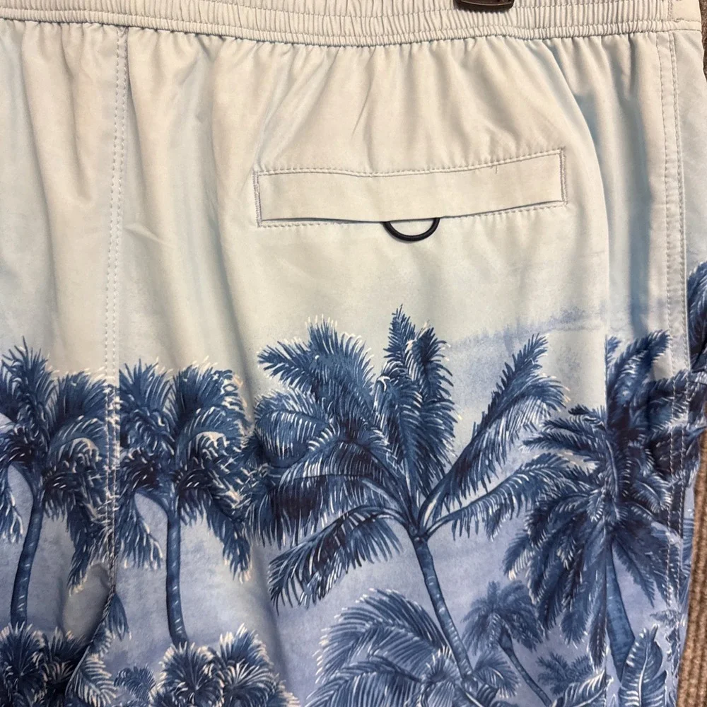 TOMMY BAHAMA Men's XXL 'Artist Series' Hibiscus Hues Baja Boardshorts NWT $100